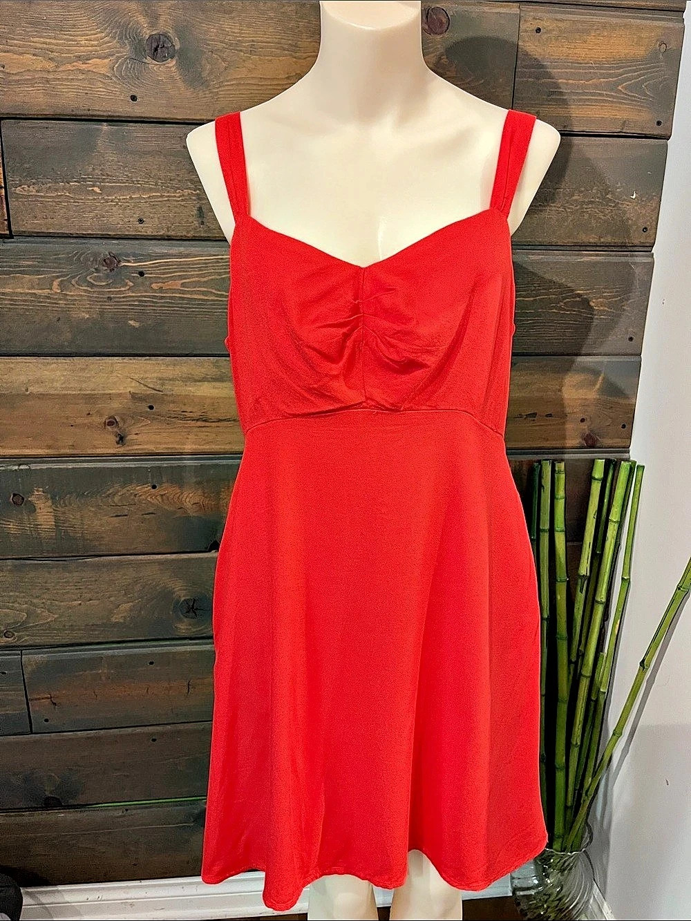 Old Navy Mini Dress in Red Size Medium Like New